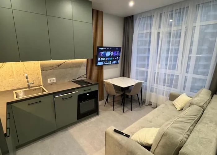 Sky Terrace Apartmens 3-179 * Odessa