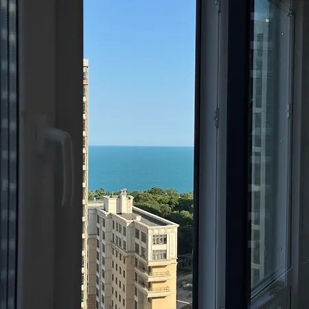 公寓 Sky Terrace Apartmens 3-179 敖德萨